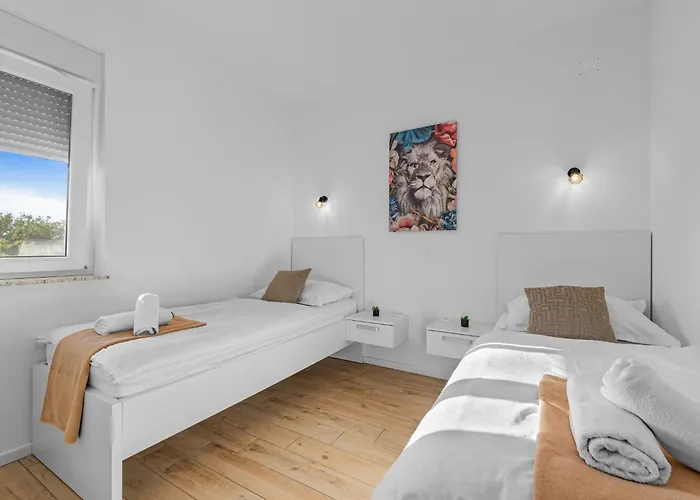 Magdalena By Interhome * Polaca