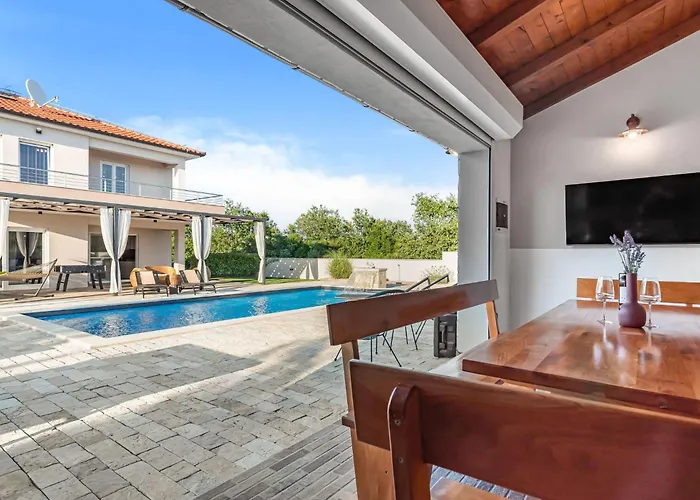 Magdalena By Interhome