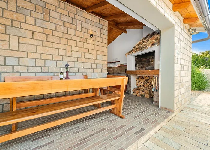Magdalena By Interhome Vikendica *